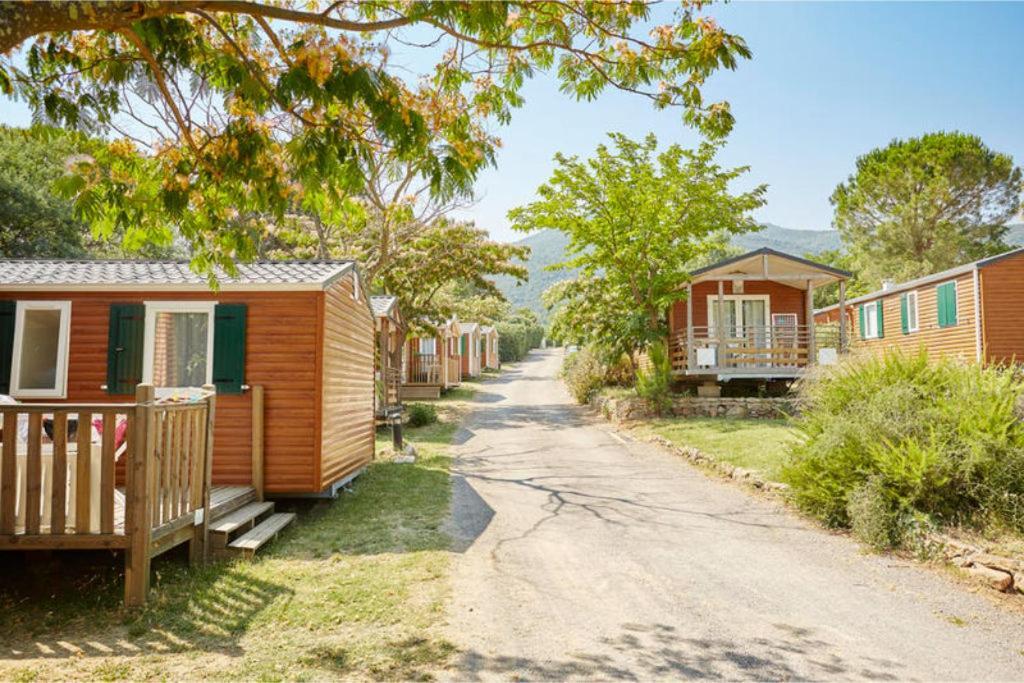 Camping Laroque Des Alberes Kamer foto